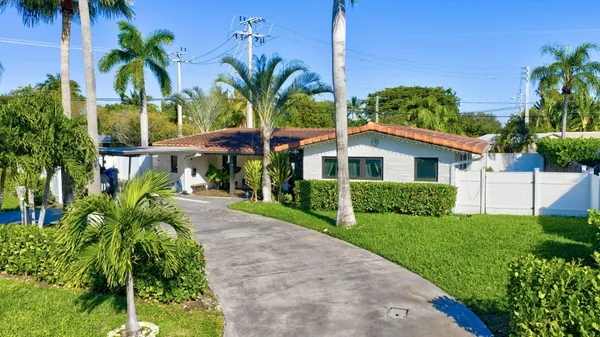 $6,300 | 2601 Northeast 8th Court, Pompano Beach, FL 33062