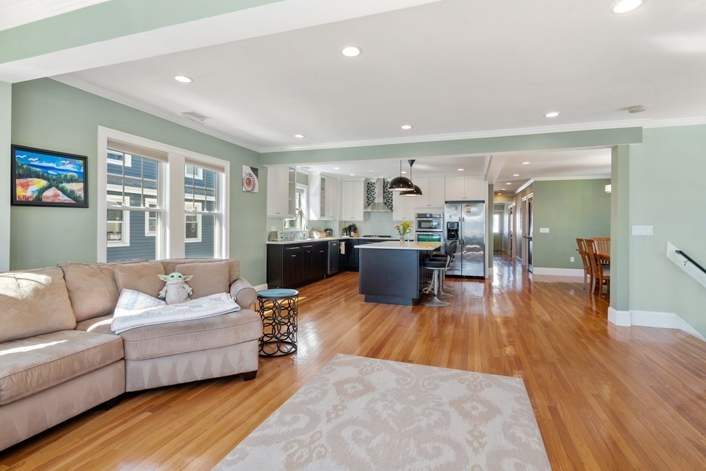 87 Egerton Road, Unit 87 Arlington, MA 02474 - Photo 4 of 35