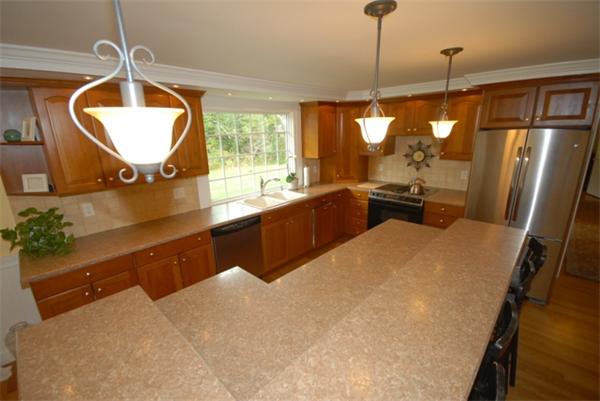 5 Pinecrest Road Andover, MA 01810 - Photo 8 of 29 Gallery Image 8