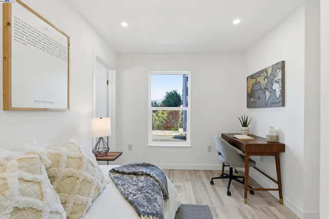 $658,888 | 5729 Bancroft Avenue, Oakland, CA 94605