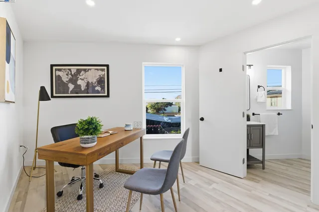 $658,888 | 5729 Bancroft Avenue, Oakland, CA 94605