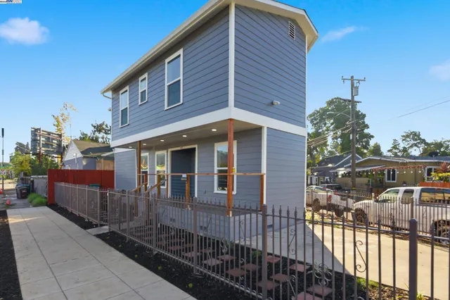 $658,888 | 5729 Bancroft Avenue, Oakland, CA 94605