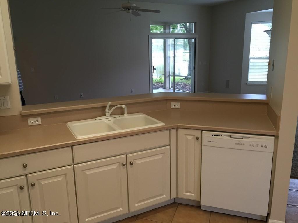 408 Chicory Place St. Johns, FL 32259 - Photo 4 of 17 Kitchen 1
