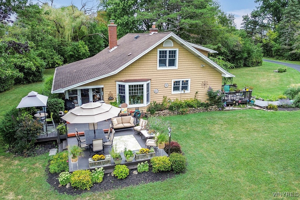 767 Sturgeon Point Road Evans, NY 14047 - Photo 3 of 46