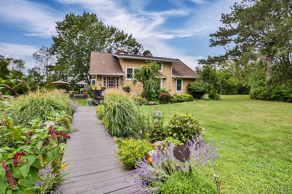 767 Sturgeon Point Road Evans, NY 14047 - Photo 9 of 46