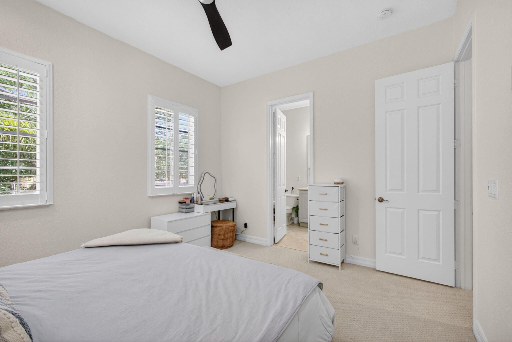 132 Midleton Way Jupiter, FL 33458 - Photo 38 of 64 36-web-or-mls-5D1A7822