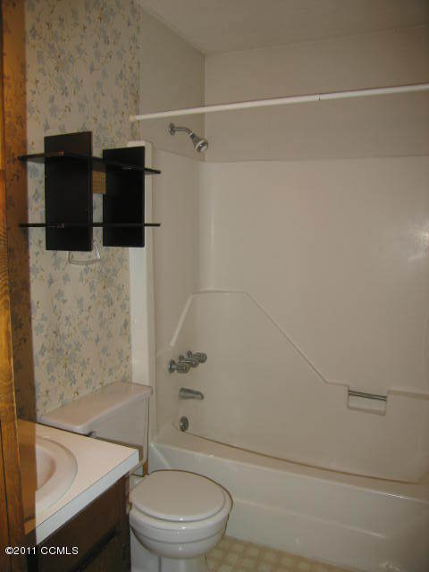 201-203 Cedar Ridge Lane Havelock, NC 28532 - Photo 6 of 10 201- Bathroom