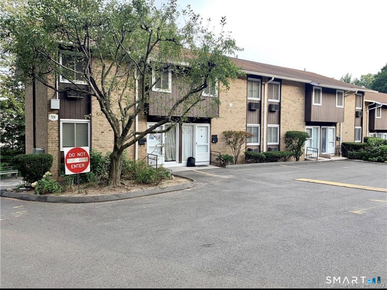 59 Rock Spring Road, Unit 28 Stamford, CT 06906 - Photo 36 of 37