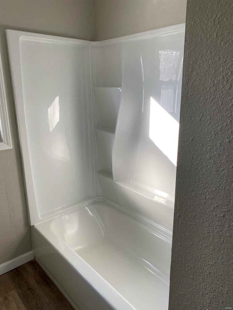 6312 Town Hall Road Belleville, IL 62223 - Photo 11 of 17