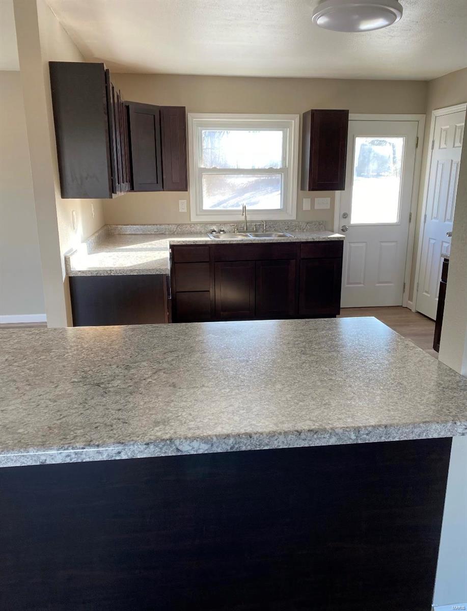 6312 Town Hall Road Belleville, IL 62223 - Photo 6 of 17