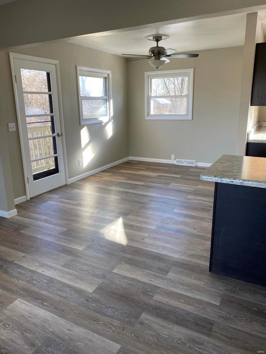 6312 Town Hall Road Belleville, IL 62223 - Photo 7 of 17