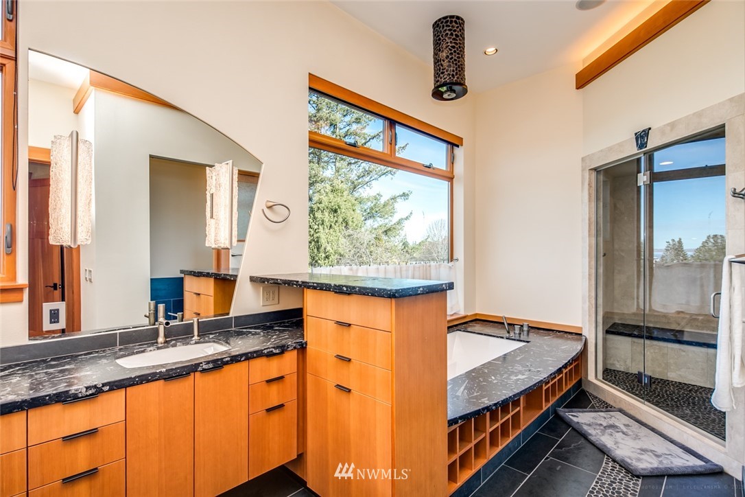 95 Hawthorn Road Bellingham, WA 98225 - Photo 13 of 25