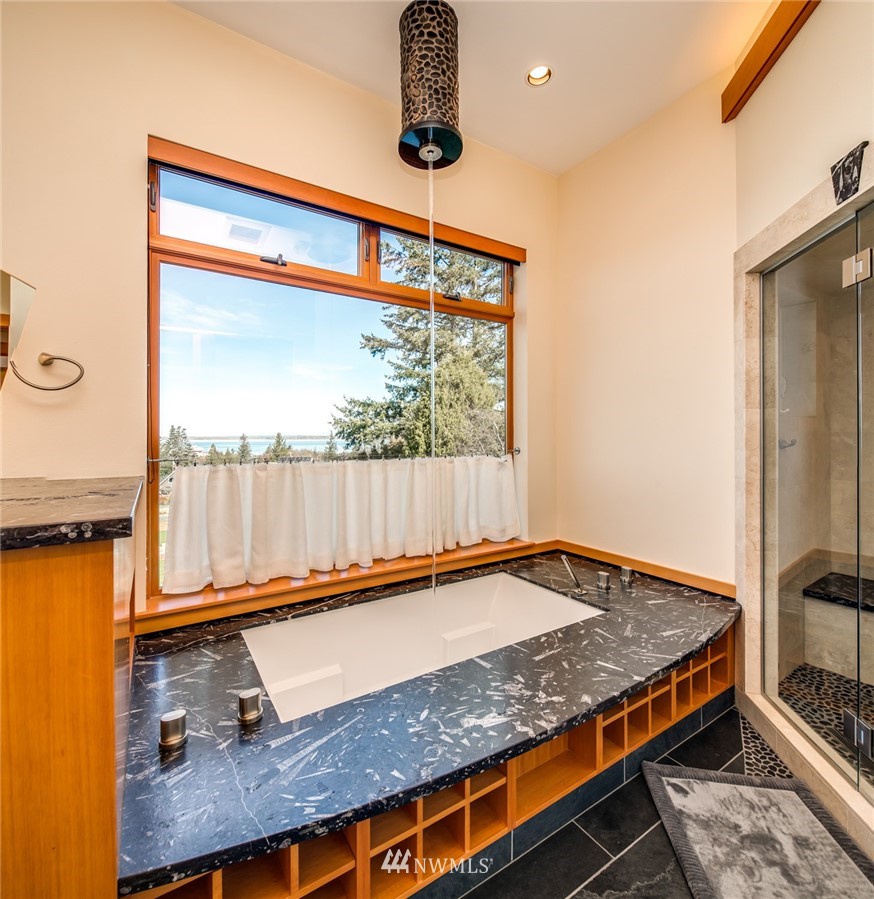 95 Hawthorn Road Bellingham, WA 98225 - Photo 14 of 25