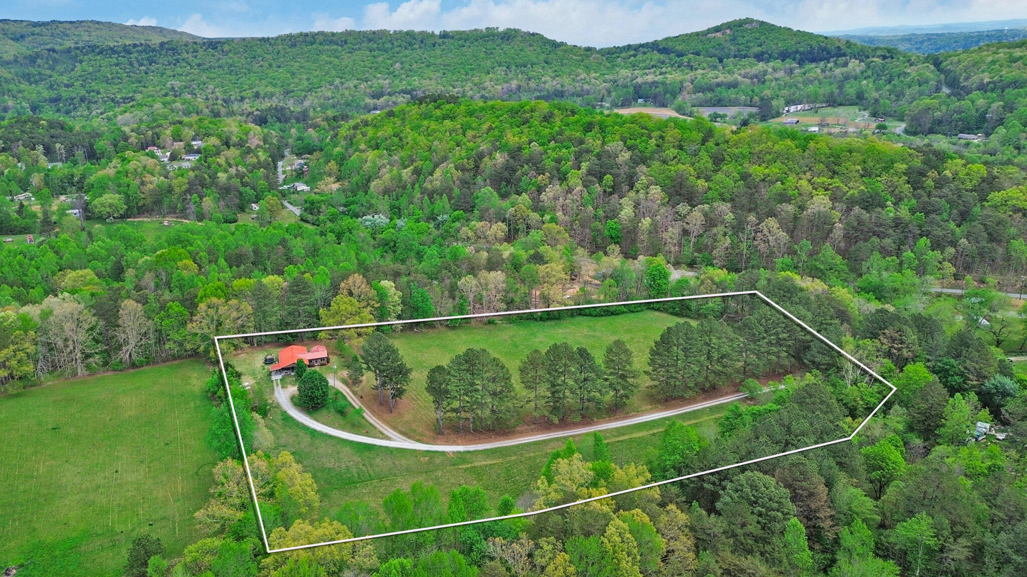 178 Montgomery Road Dayton, TN 37321 - Photo 2 of 42 1