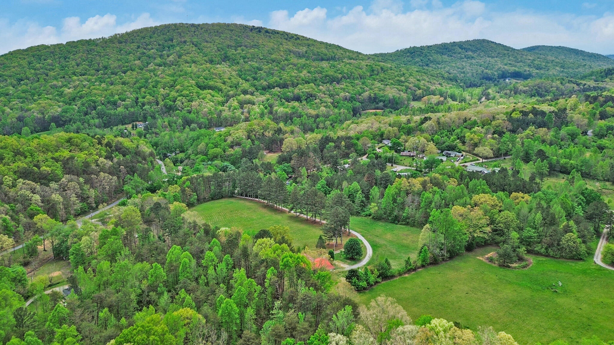 178 Montgomery Road Dayton, TN 37321 - Photo 32 of 42 dji_0831-dji_0833