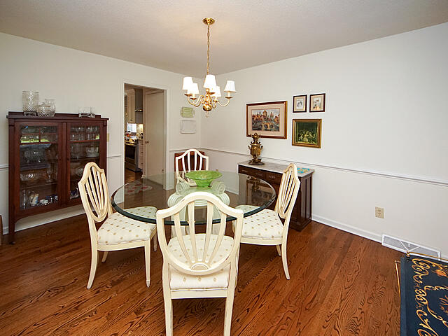 113 Old Postern Road Summerville, SC 29483 - Photo 6 of 32 Paul 5