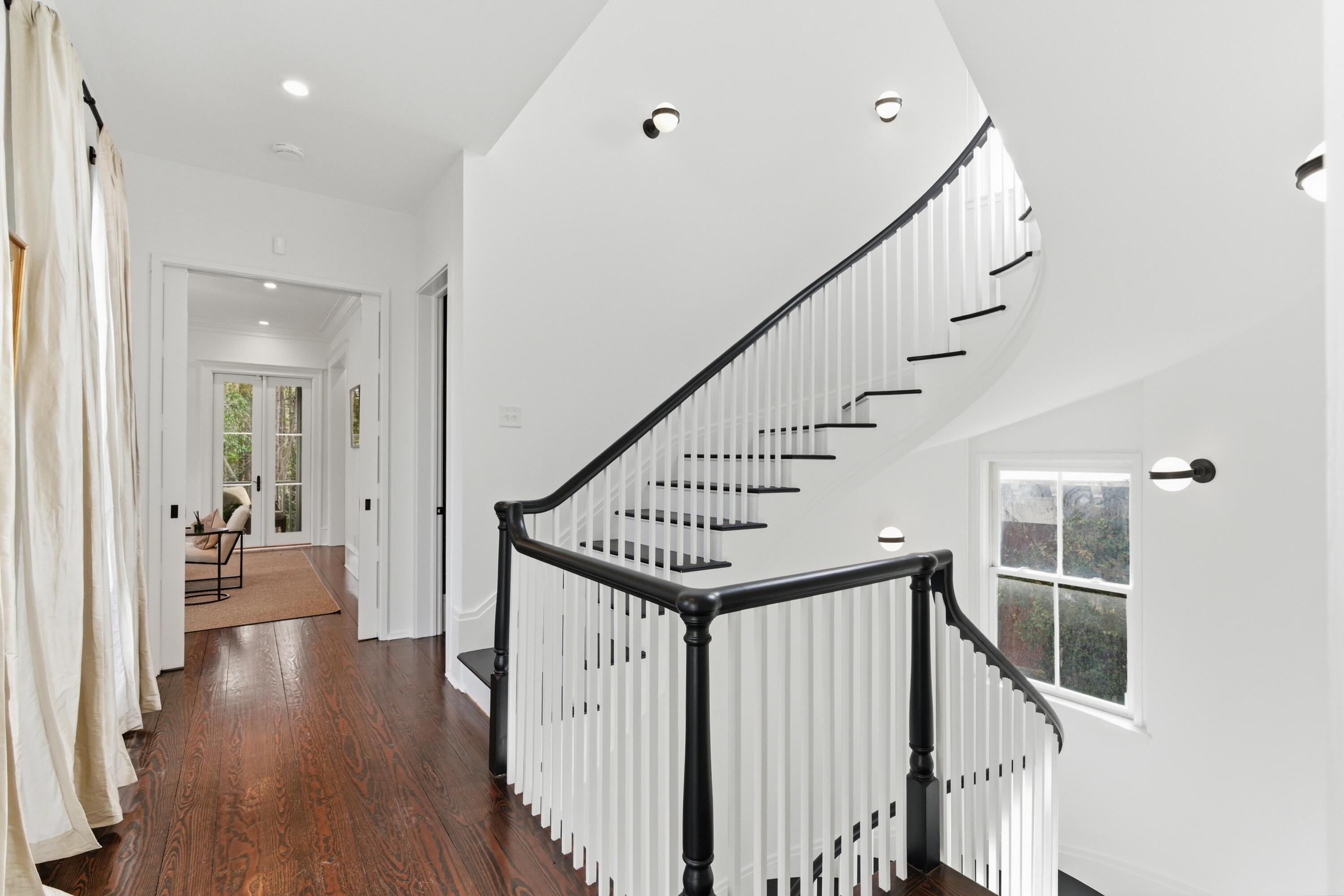 121 Jakes Lane Mount Pleasant, SC 29464 - Photo 14 of 71 9