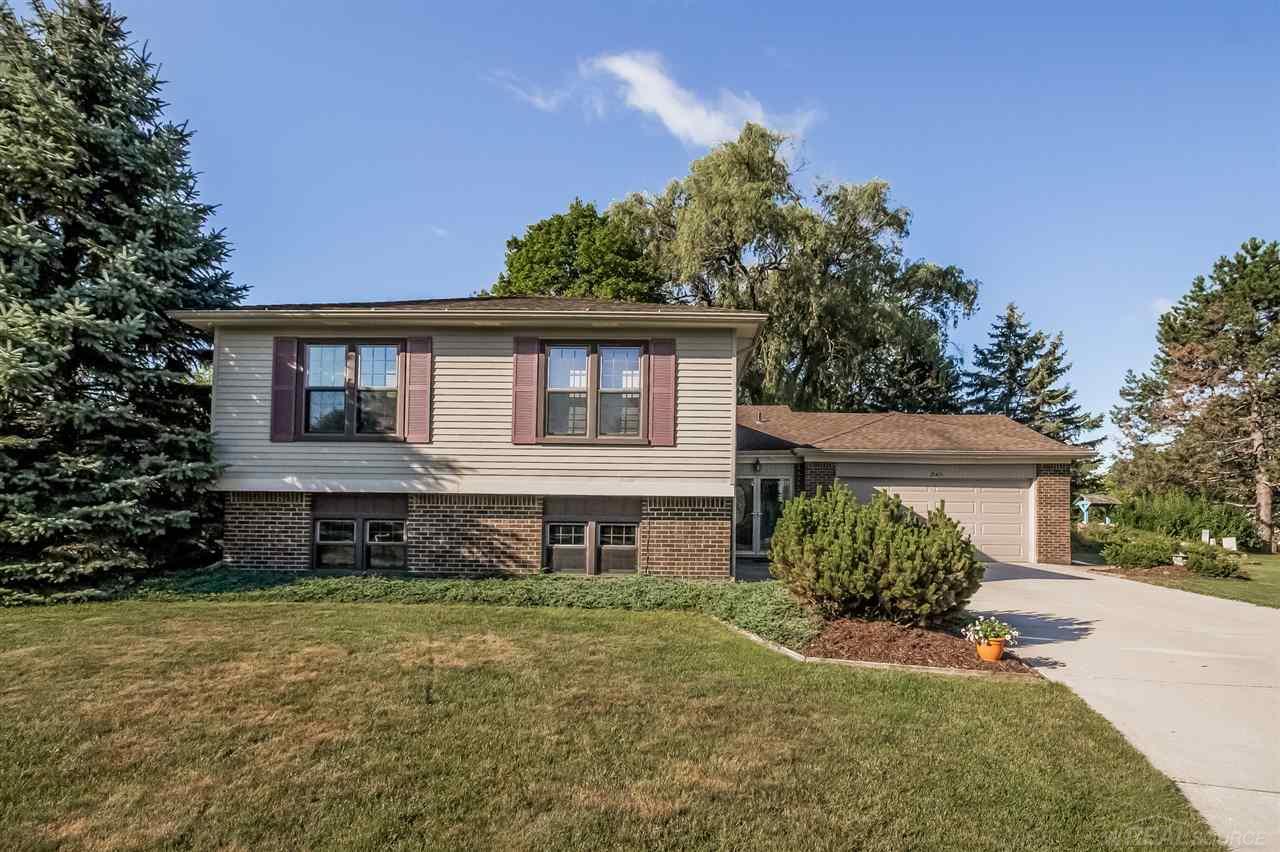 849 Dumont Place Rochester Hills, MI 48307 - Photo 2 of 50