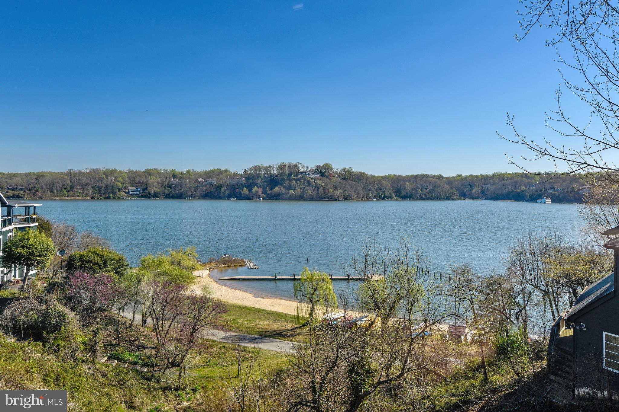 801 Robin Hood Road Annapolis, MD 21405 - Photo 4 of 52 Gallery Image 4