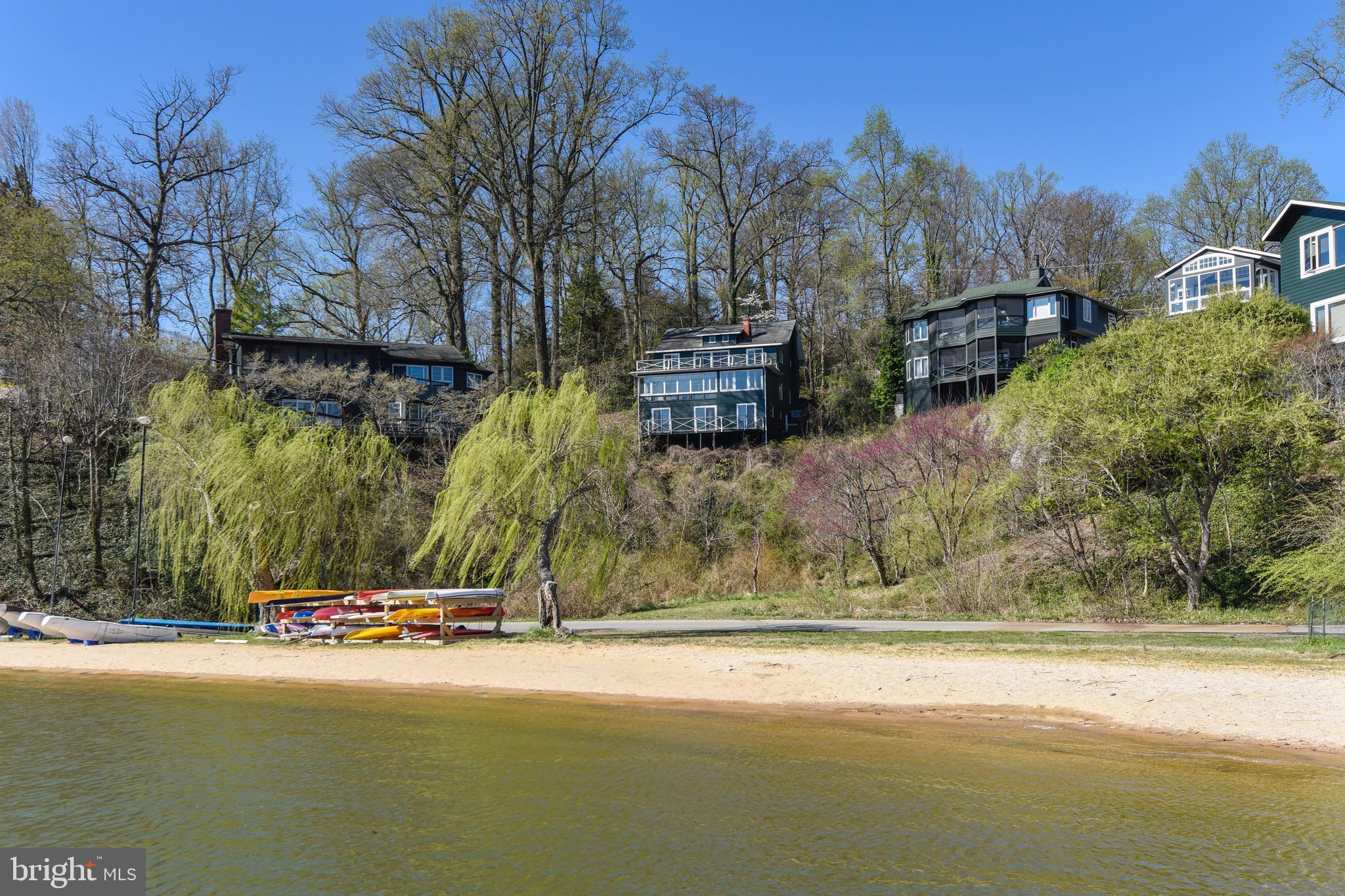 801 Robin Hood Road Annapolis, MD 21405 - Photo 5 of 52 Gallery Image 5