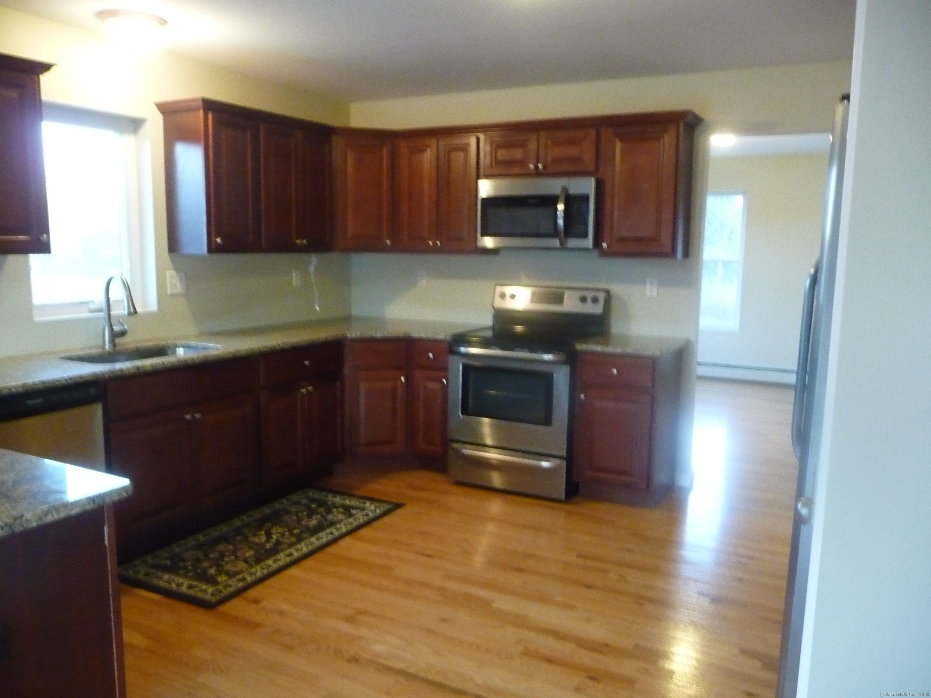 632 Westchester Road, Unit B Colchester, CT 06415 - Photo 4 of 24