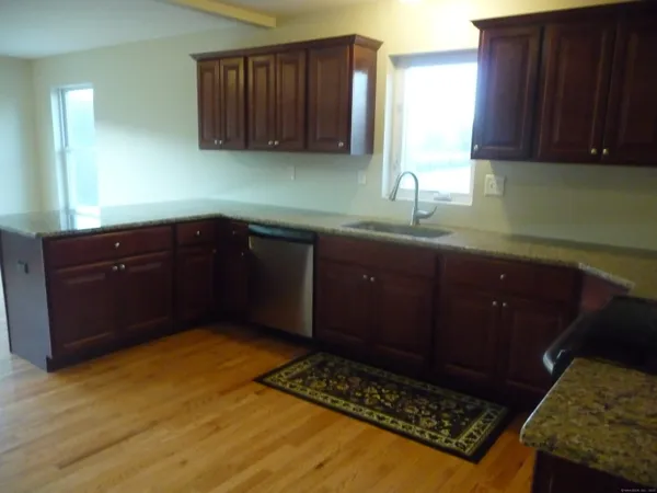 $2,600 | 632 Westchester Road, Unit B, Colchester, CT 06415