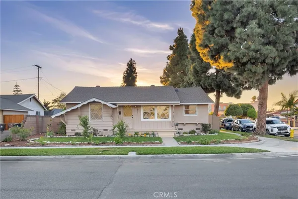 $1,060,000 | 3691 Cortner Avenue, Long Beach, CA 90808