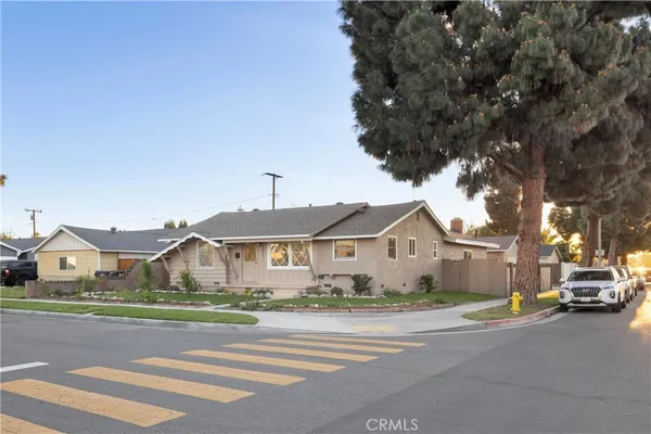 $1,060,000 | 3691 Cortner Avenue, Long Beach, CA 90808