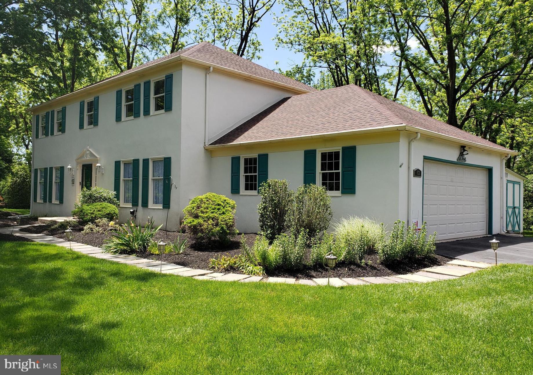 823 Richards Road Wayne, PA 19087 - Photo 1 of 38 Exterior Front