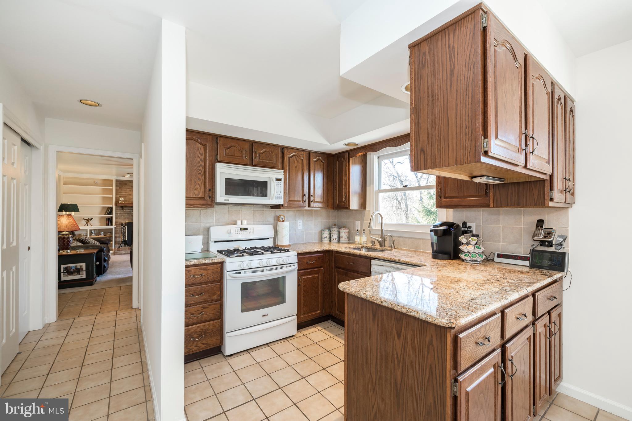 823 Richards Road Wayne, PA 19087 - Photo 16 of 38 Kitchen