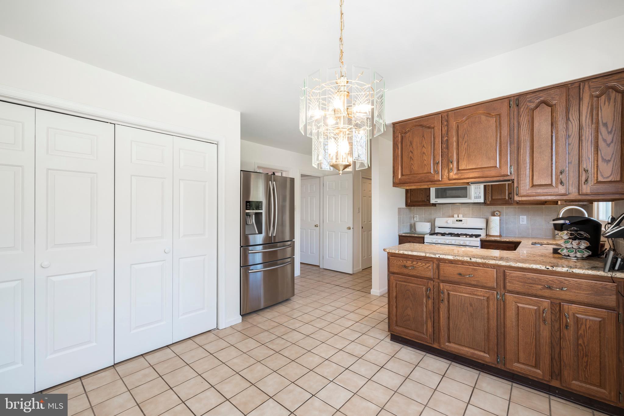 823 Richards Road Wayne, PA 19087 - Photo 19 of 38 Kitchen