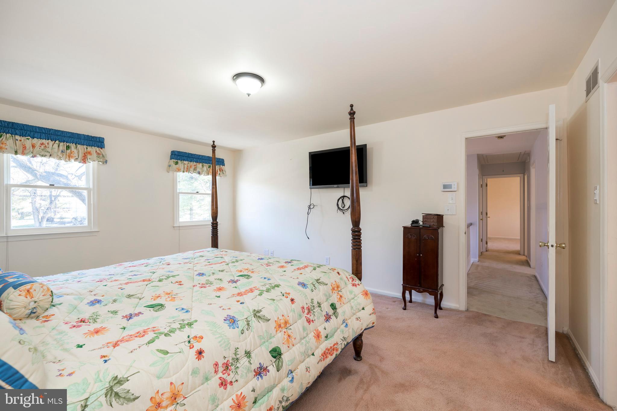 823 Richards Road Wayne, PA 19087 - Photo 25 of 38 Master Bedroom