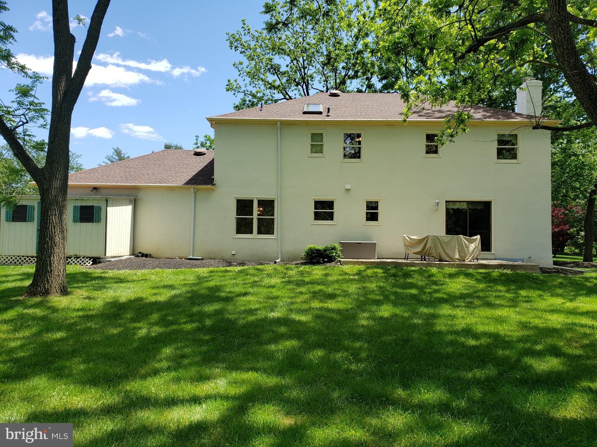 823 Richards Road Wayne, PA 19087 - Photo 4 of 38 Exterior Rear