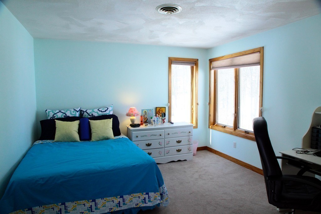 61 Bishop Road Sharon, MA 02067 - Photo 24 of 30