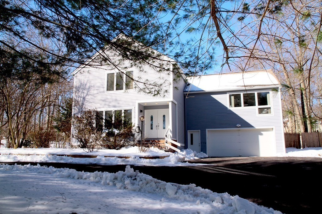 61 Bishop Road Sharon, MA 02067 - Photo 4 of 30