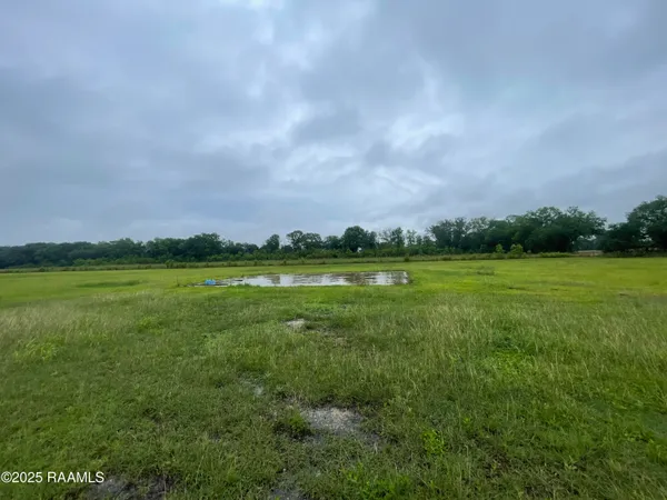 $95,000 | 10135 Romules Road, Kaplan, LA 70548