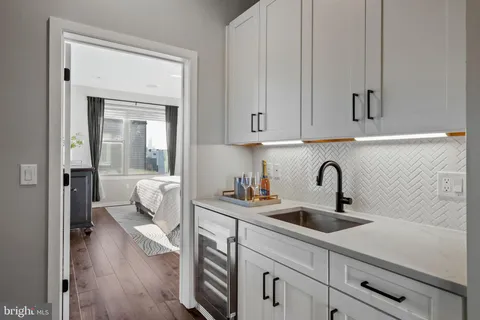 $1,274,900 | 3200 Parkview Walk, Philadelphia, PA 19125