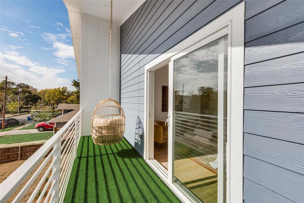 623 Melba Street Dallas, TX 75208 - Photo 10 of 11