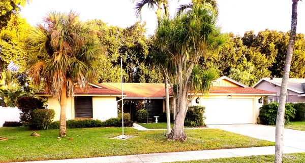 $4,100 | 4045 Birchwood Drive, Boca Raton, FL 33487
