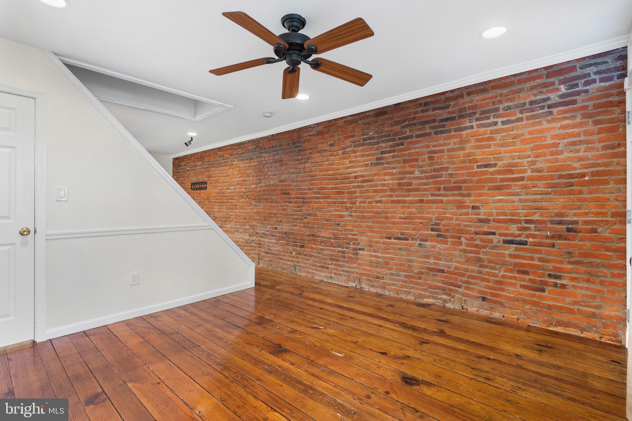 3315 Conrad Street Philadelphia, PA 19129 - Photo 5 of 35 Gallery Image 5