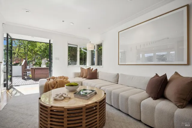 $2,997,000 | 84 Eastview Avenue, Tiburon, CA 94920