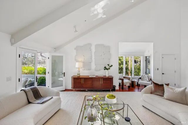 $2,997,000 | 84 Eastview Avenue, Tiburon, CA 94920
