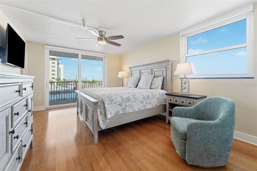 15316 Gulf Boulevard, Unit 404 Madeira Beach, FL 33708 - Photo 18 of 39