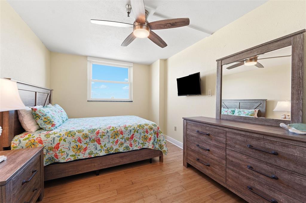 15316 Gulf Boulevard, Unit 404 Madeira Beach, FL 33708 - Photo 24 of 39