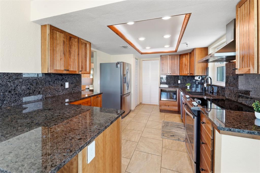 15316 Gulf Boulevard, Unit 404 Madeira Beach, FL 33708 - Photo 10 of 39