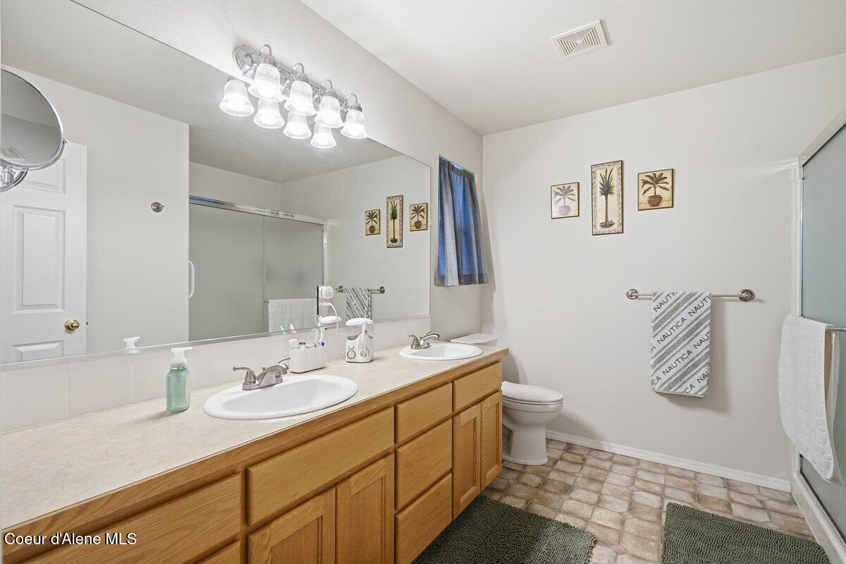 1628 West Cardinal Avenue Hayden, ID 83835 - Photo 18 of 32 1628 W Cardinal Ave_RedHogMedia 18