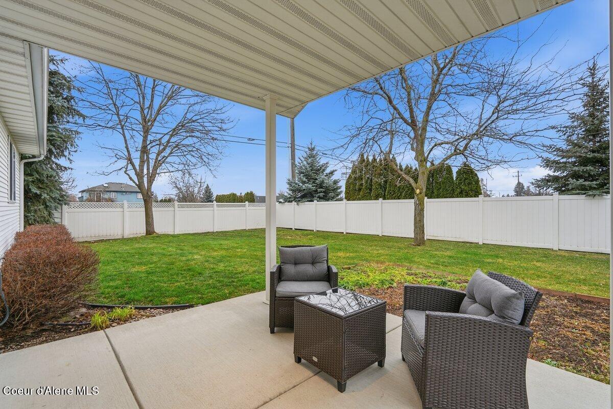 1628 West Cardinal Avenue Hayden, ID 83835 - Photo 28 of 32 1628 W Cardinal Ave_RedHogMedia 28