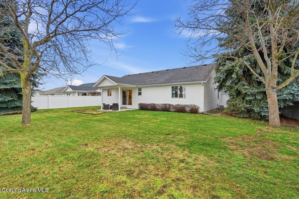 1628 West Cardinal Avenue Hayden, ID 83835 - Photo 31 of 32 1628 W Cardinal Ave_RedHogMedia 30