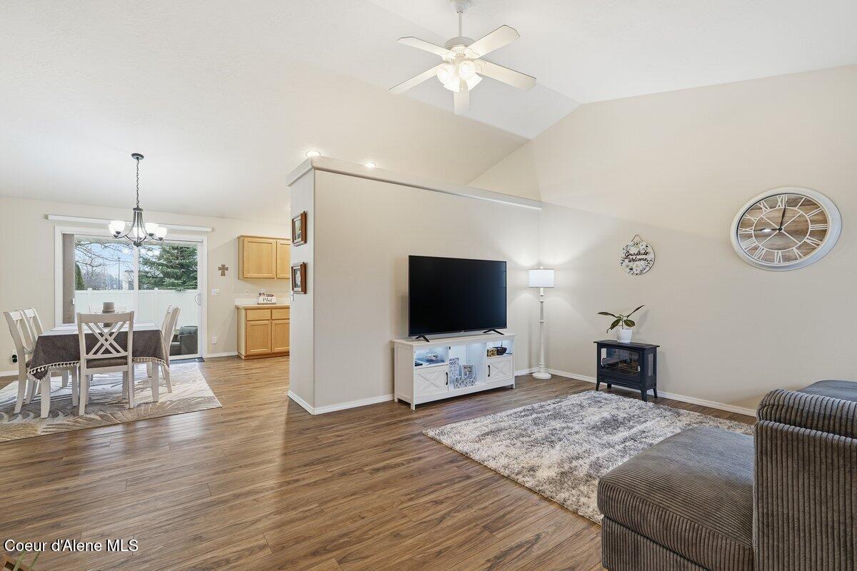 1628 West Cardinal Avenue Hayden, ID 83835 - Photo 5 of 32 1628 W Cardinal Ave_RedHogMedia 5