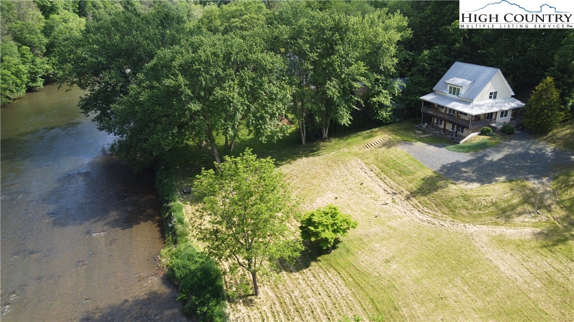 348 Beau Rivage Drive Crumpler, NC 28617 - Photo 3 of 36 Gallery Image 3